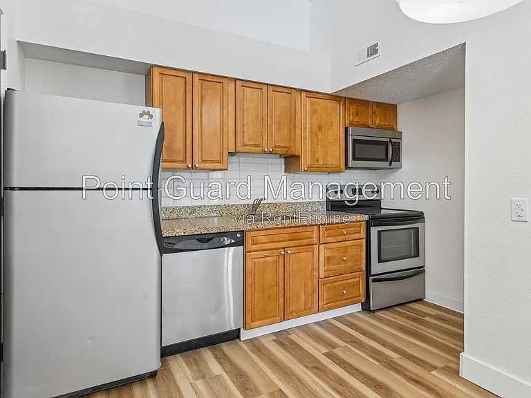 The Cass — Photo 112