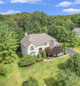 2658 White Oak Dr, Ann Arbor, MI, 48103