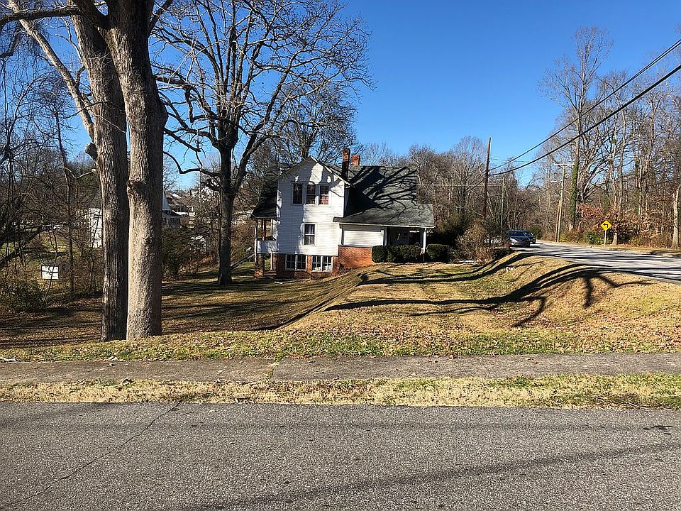 1st image of 9th St