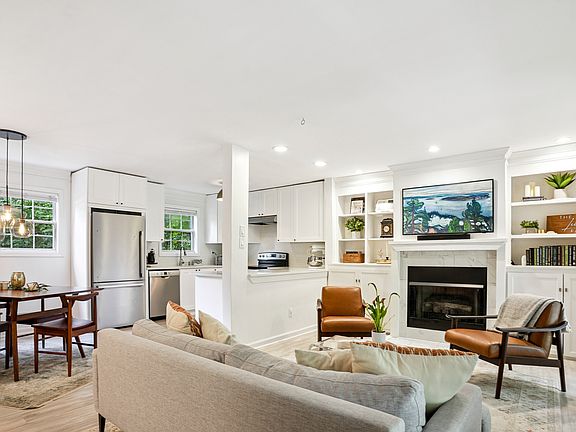 4th image of 311 Peachtree Hills Ave NE APT 11A