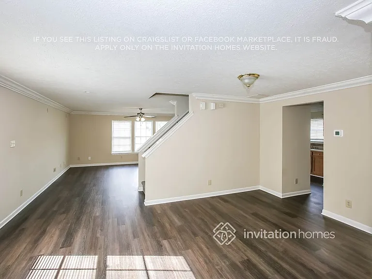 1915 Almond Hills Dr — Photo 6