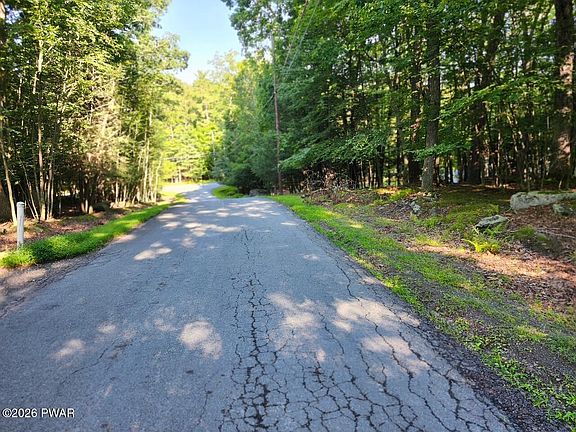 5th image of Squaw Valley Ln