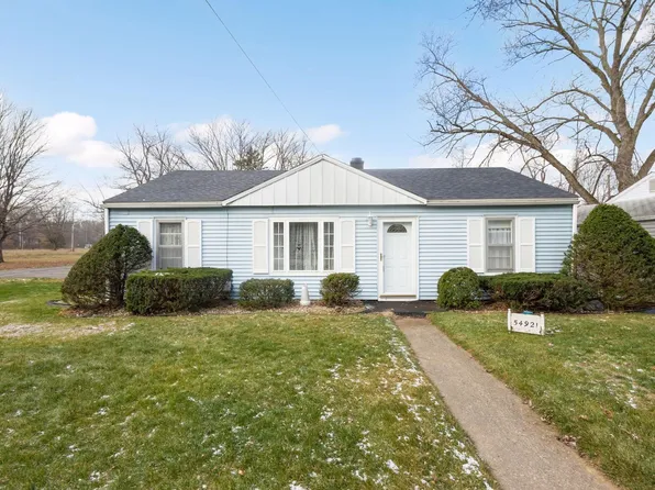 54921 Moss Rd, South Bend, IN 46628