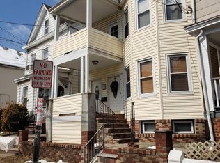 92 W 1st St #2, Clifton, NJ 07011