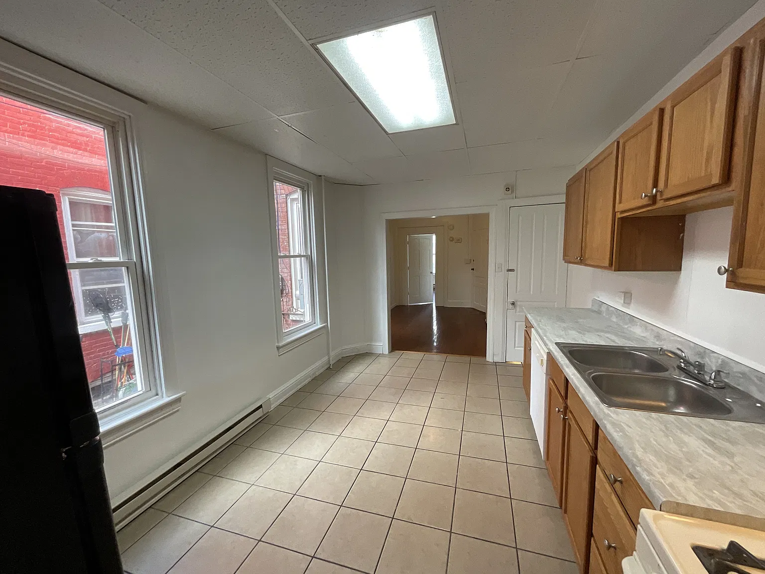 132 W Jackson St, York - A — Photo 2