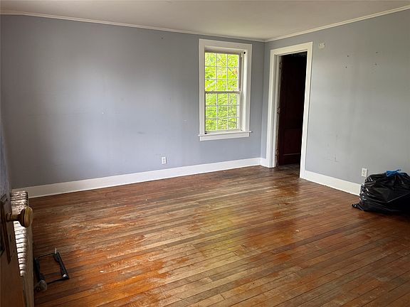 4th image of 152 Murray St