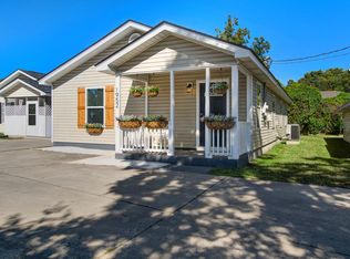 1952 Burton Ln, North Charleston, SC 29405