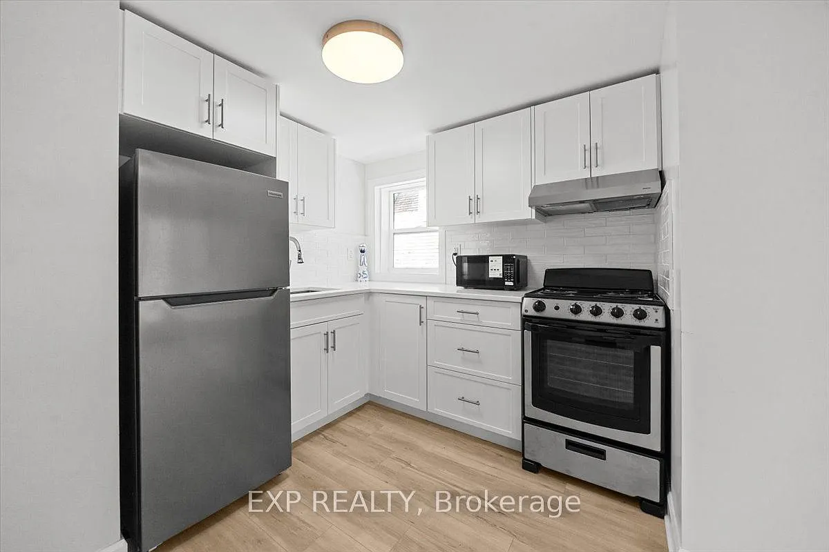 183 Britannia Rd — Photo 4