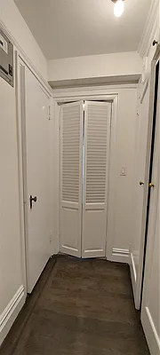 Rented by Douglas Elliman | media 14