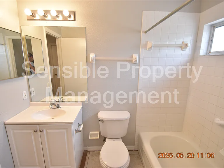 12116 Feldwood Creek Ln — Photo 24