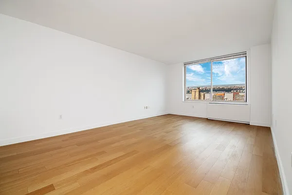 Rented by REAL New York | media 4