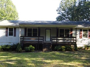 820 Modest Creek Rd, Victoria, VA 23974