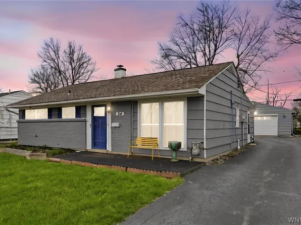 24 Monica Rd, Grand Island, NY 14072