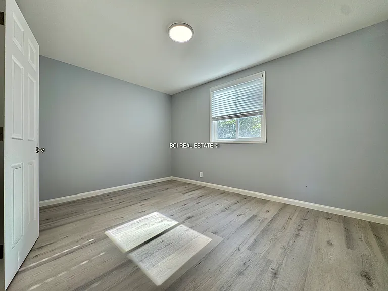 736 Higate Dr — Photo 7