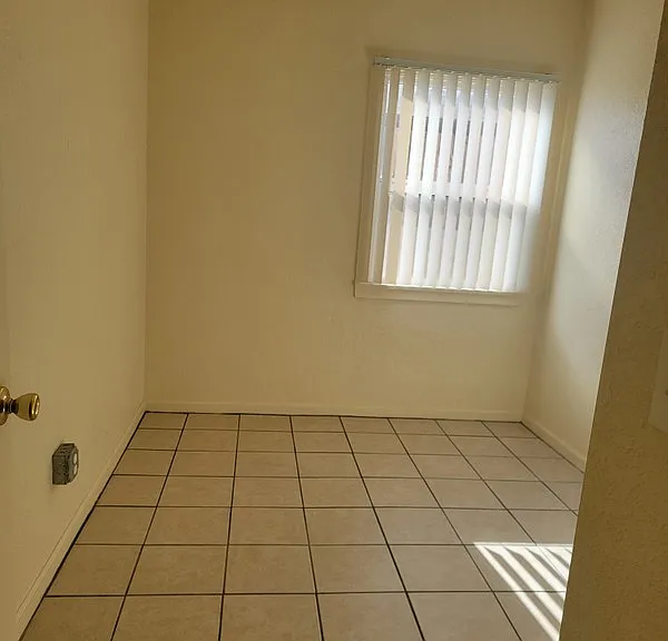 149 Crooks Ave #2 — Photo 3