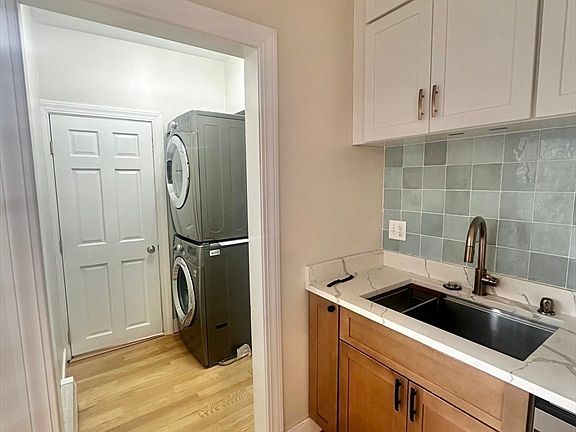 5th image of 12 Story St APT 2