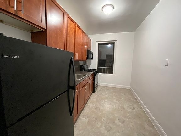 4th image of 83-43 118th St #34