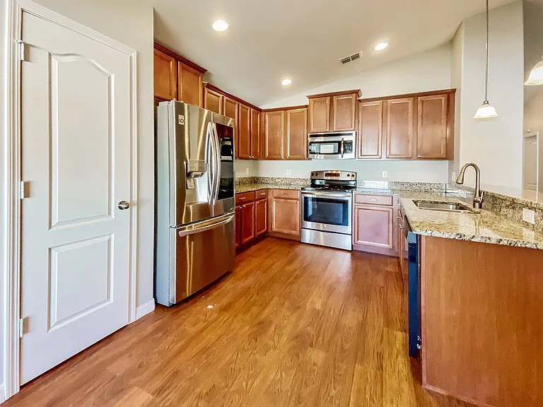 18408 Waydale Loop — Photo 10