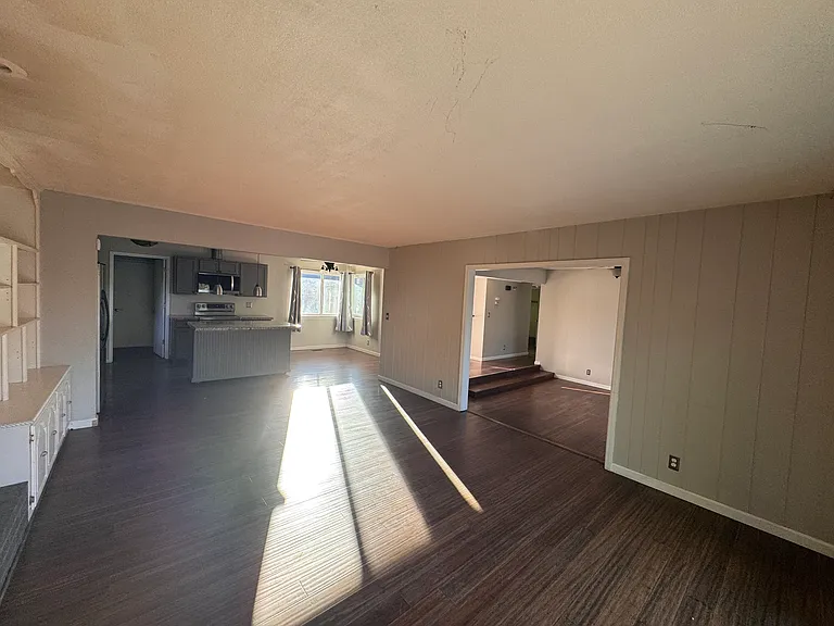 8118 Colonial Dr — Photo 9