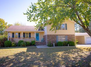 24 Monks Rd, Fayetteville, TN 37334