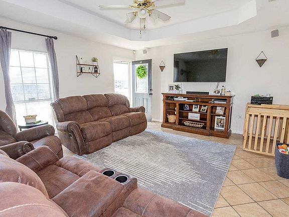 4th image of 359 L Kirth Dr