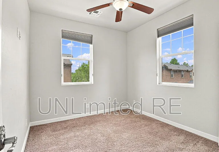 2520 W Pikes Peak Dr — Photo 23