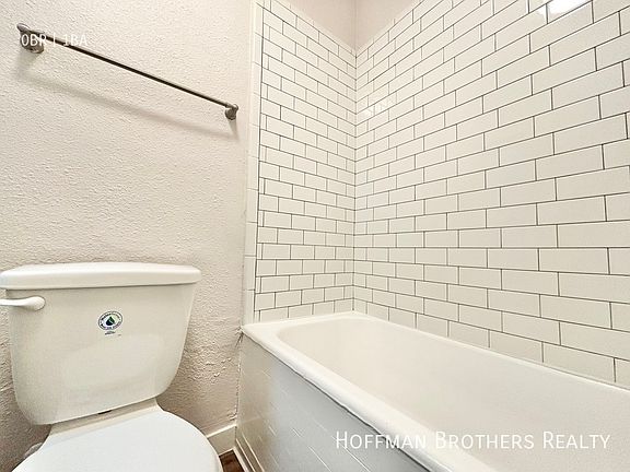 5th image of 147 N New Hampshire Ave #7A
