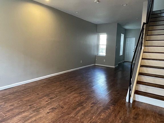 3rd image of 3156 Livingston St