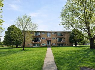5211 Xerxes Ave N APT 5, Minneapolis, MN 55430
