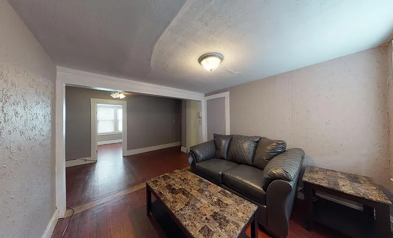 201 Comstock Ave #3R — Photo 2