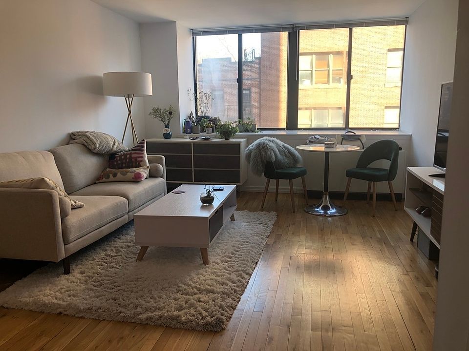 1st image of 95 Horatio St APT 4D