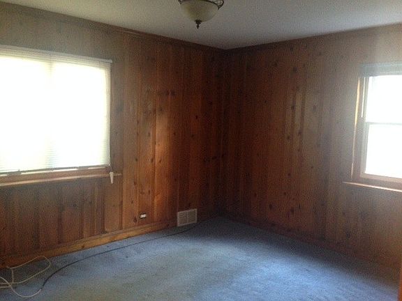 5th image of 7803 Kedvale Ave