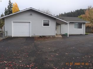 945 Evergreen Dr, Creswell, OR