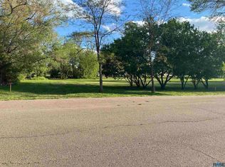 309 W 12th Ave LOT 1 & 2, Tyndall, SD 57066