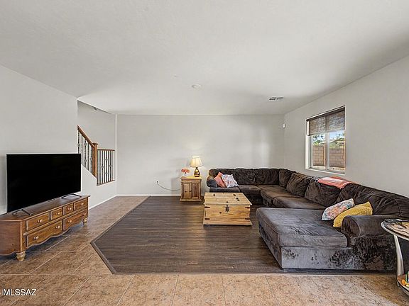 5th image of 736 S Porter Routh Pl