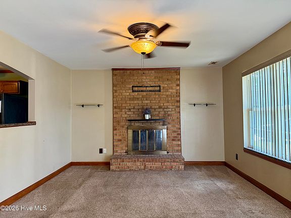 5th image of 714 Conifer Circle