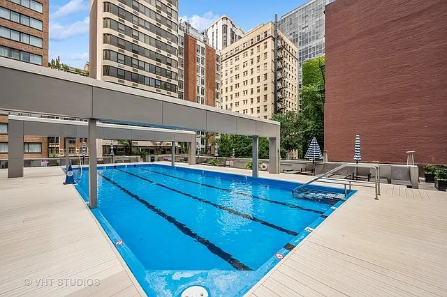 200 E Delaware Pl #4DE — Photo 39
