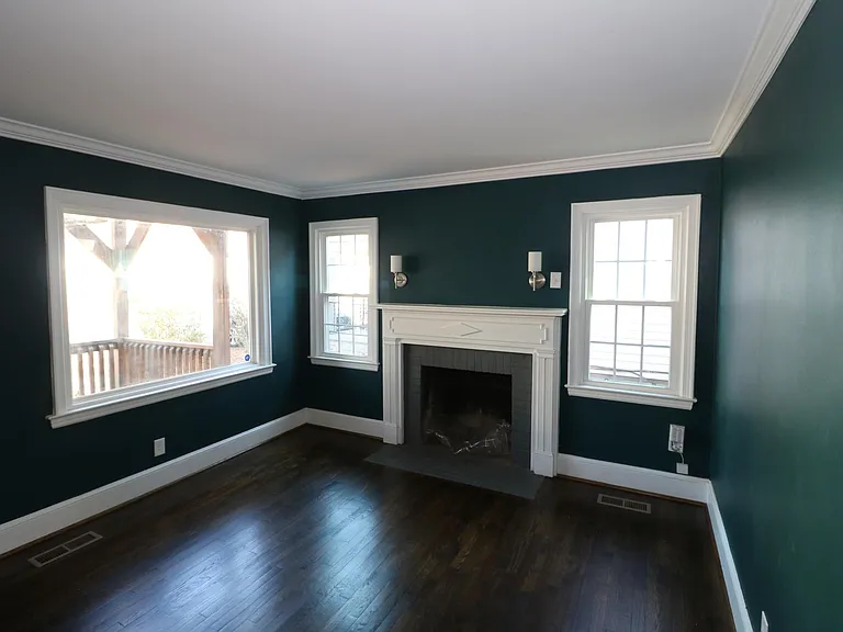 2227 Celia Ave — Photo 5