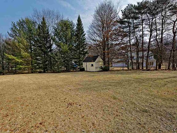 4th image of 6 Clare Ct