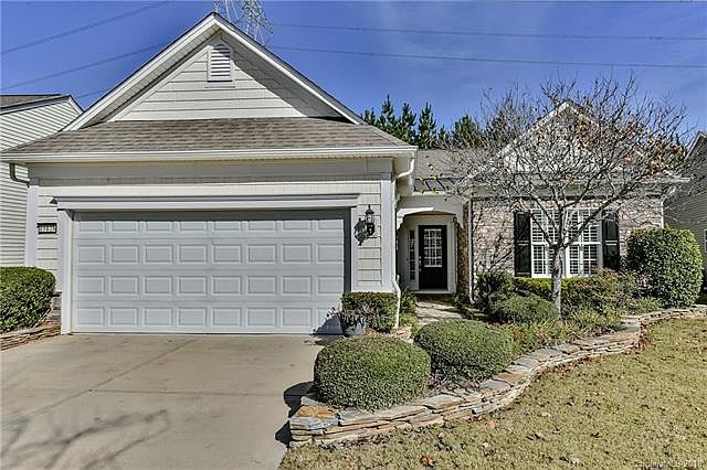 1st image of 15128 Legend Oaks Ct