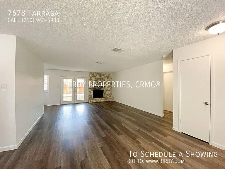 7678 Tarrasa — Photo 11