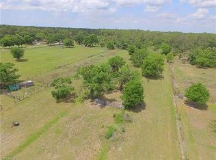 21101 Lonesome Ln, Alva, FL 33920