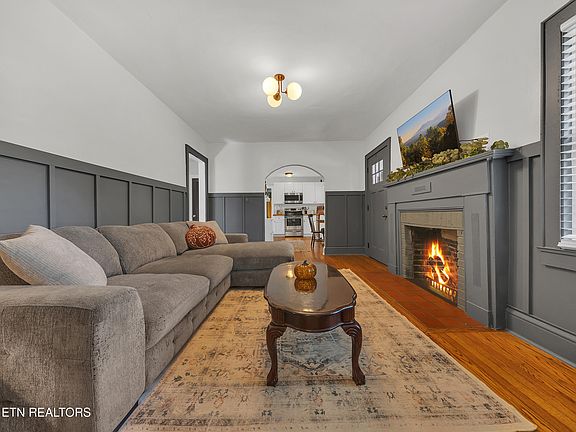 5th image of 1712 Fair Dr