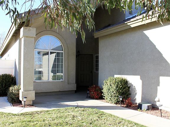 2nd image of 15020 Brown Ln