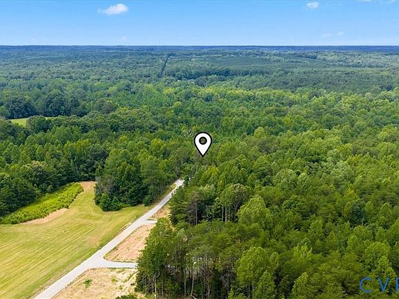3rd image of 34 Maple Knoll Trce