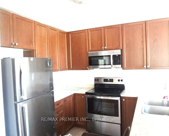 3 bed, $2,499 — Photo 4