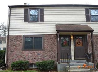 17 Kate Ln, Metuchen, NJ