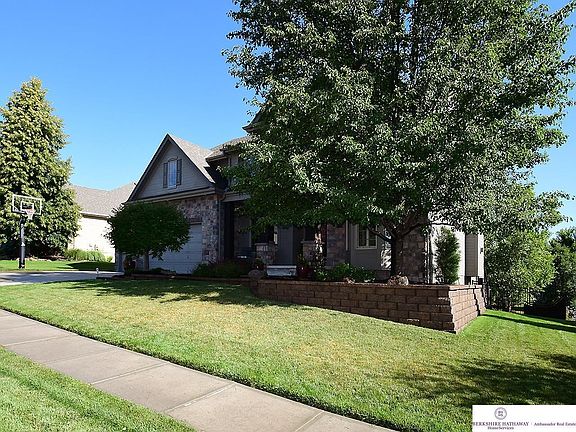 2nd image of 19276 Williams St