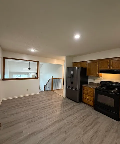 8842 Gallery St — Photo 3