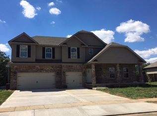 508 Will Pkwy, Versailles, KY 40383